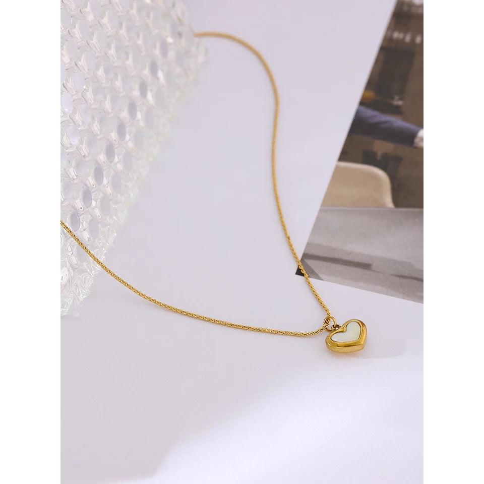 18K Gold Plated Mother of Pearl Shell Heart Necklace image 6