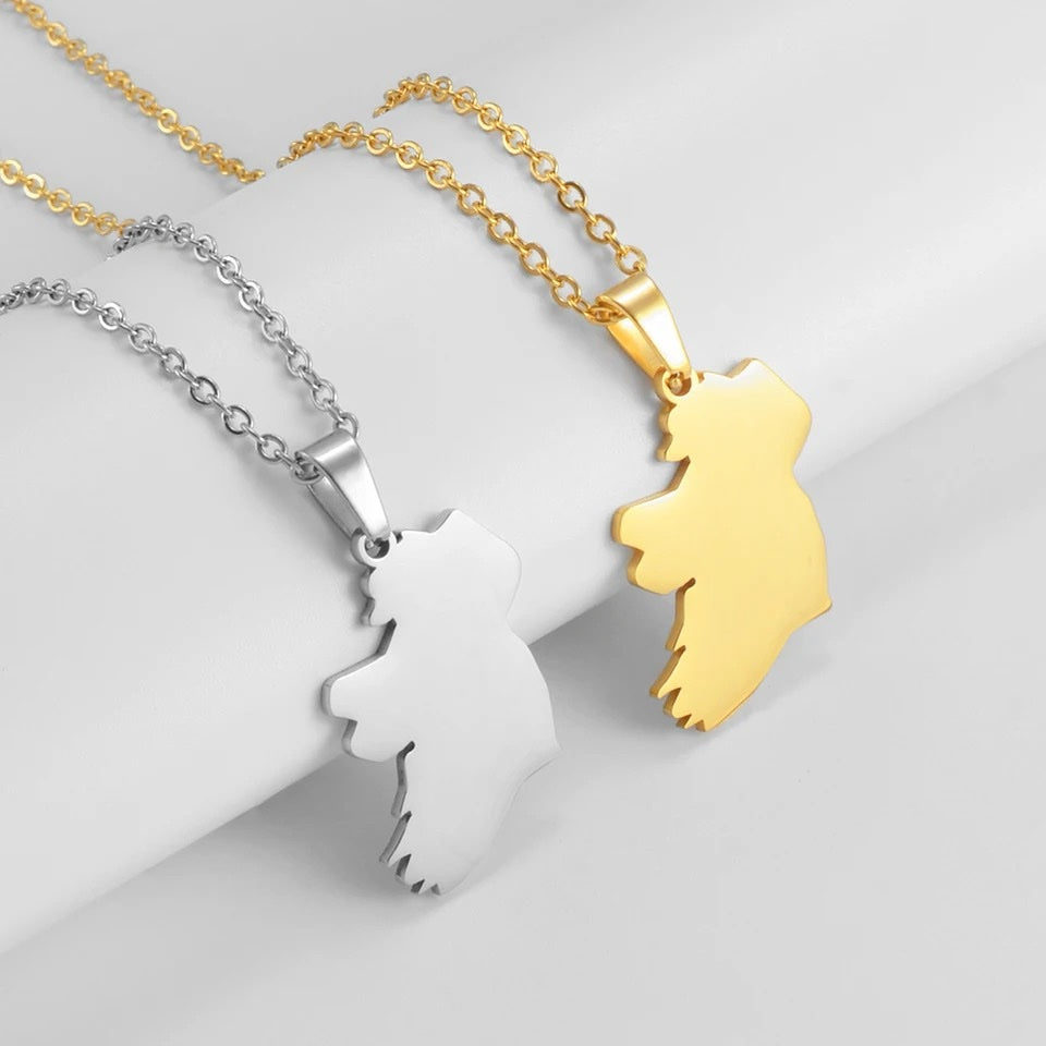 Ireland necklace in Silver image 4