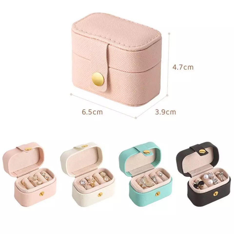 Black Travel Jewellery Case image 1